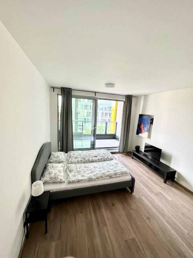 Harfa Apartment Chill Zone Praha Bagian luar foto